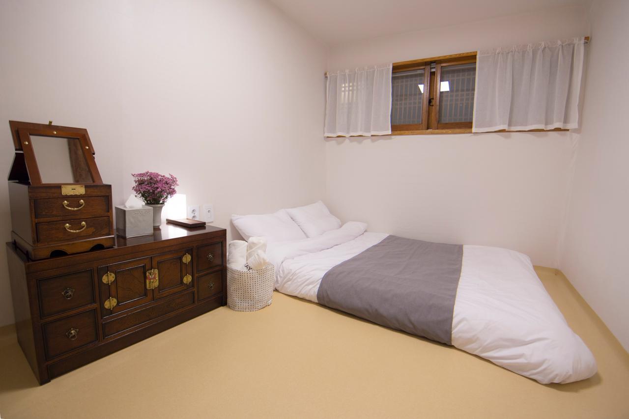 Stay 256 Hanok Guest House Seoul Exterior photo